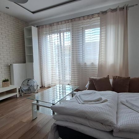 Apartament Villa Nobile Варшава Екстериор снимка